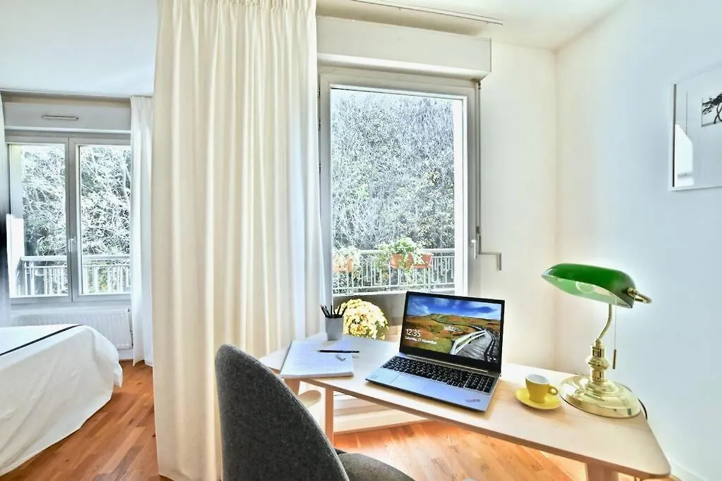 West Side - Full River View - Spacious - De Luxe 里昂 公寓